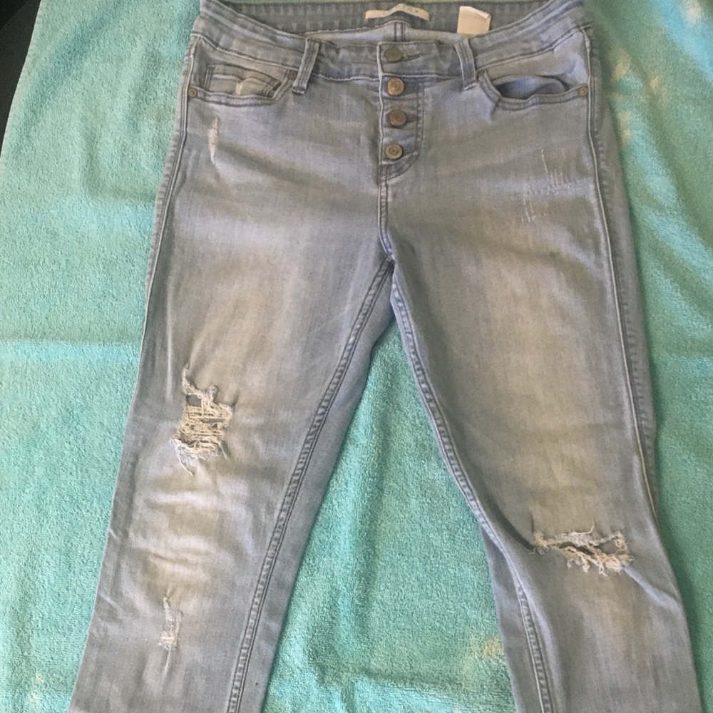 White wash skinny jeans